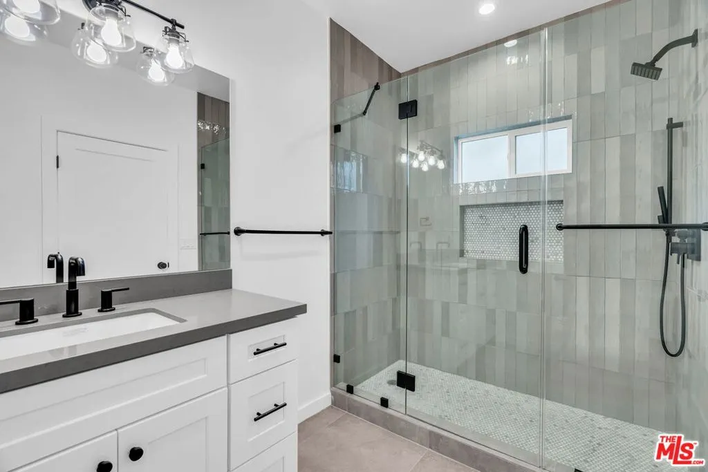 4308 Victoria Park Drive, Los Angeles, California 90019 home-pic-30