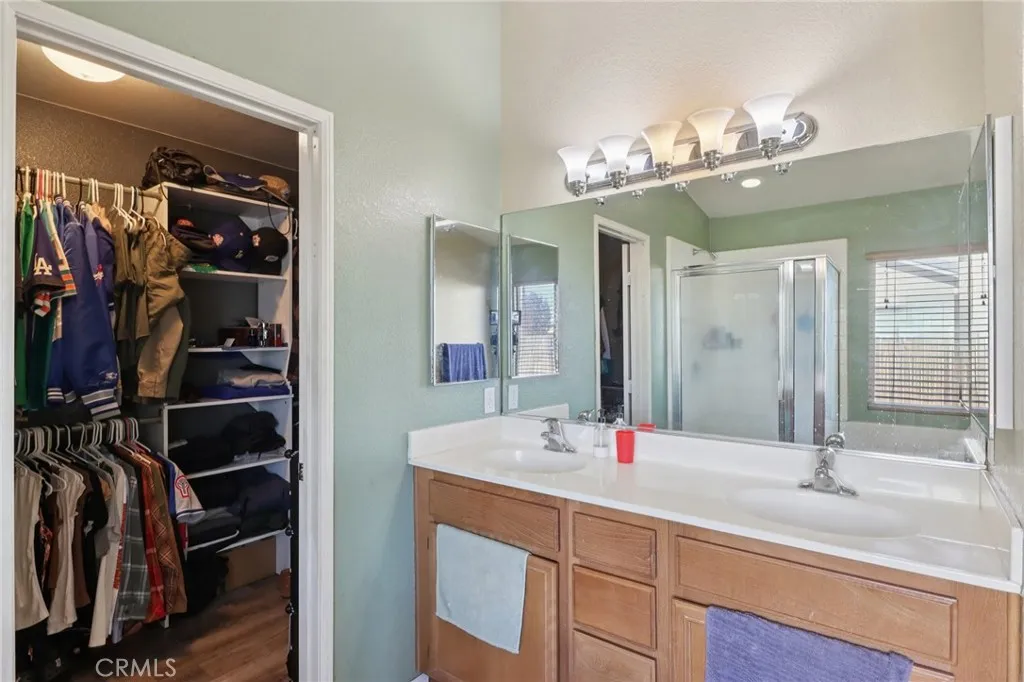 13322 Chenin Blanc Court, Apple Valley, California 92308 home-pic-31