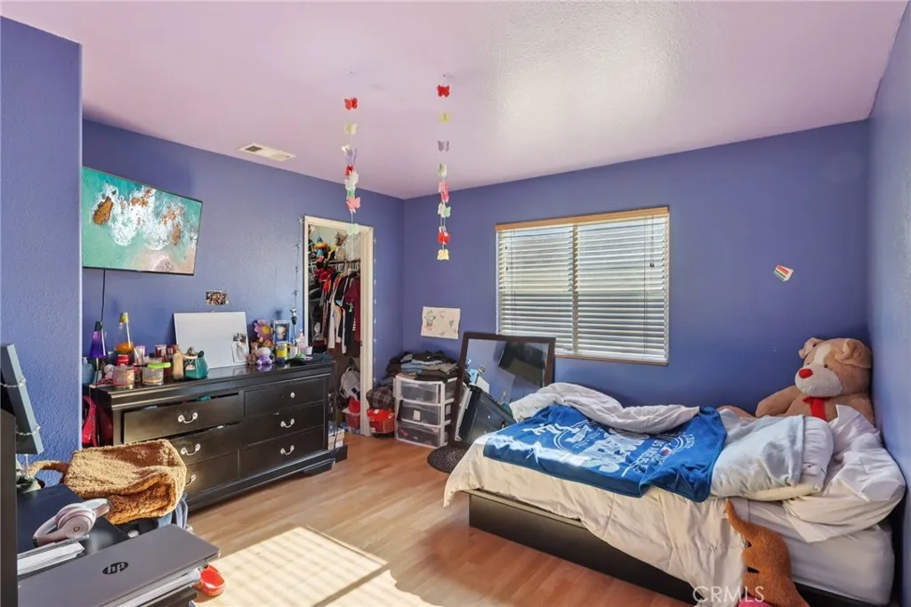 13322 Chenin Blanc Court, Apple Valley, California 92308 home-pic-22