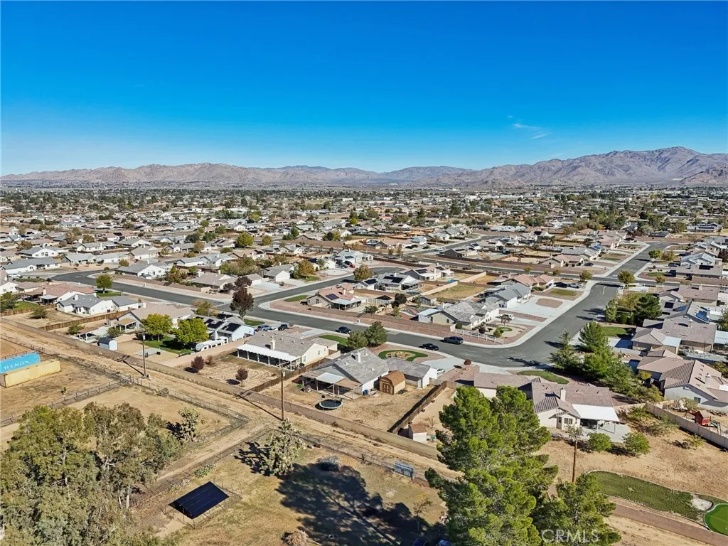 13322 Chenin Blanc Court, Apple Valley, California 92308 home-pic-48