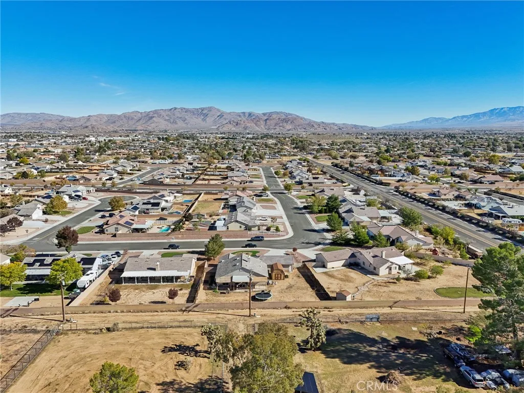 13322 Chenin Blanc Court, Apple Valley, California 92308 home-pic-49