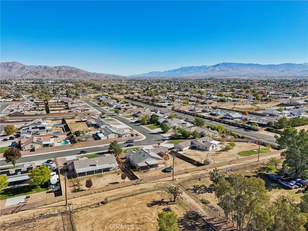 13322 Chenin Blanc Court, Apple Valley, California 92308 home-pic-50