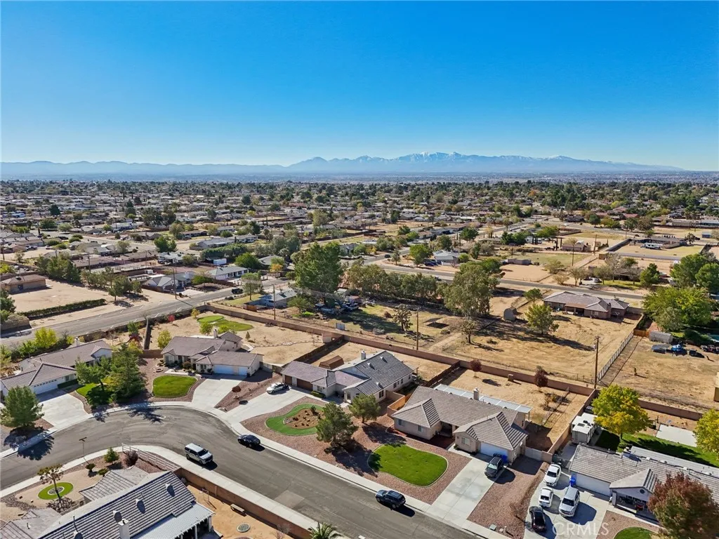 13322 Chenin Blanc Court, Apple Valley, California 92308 home-pic-47