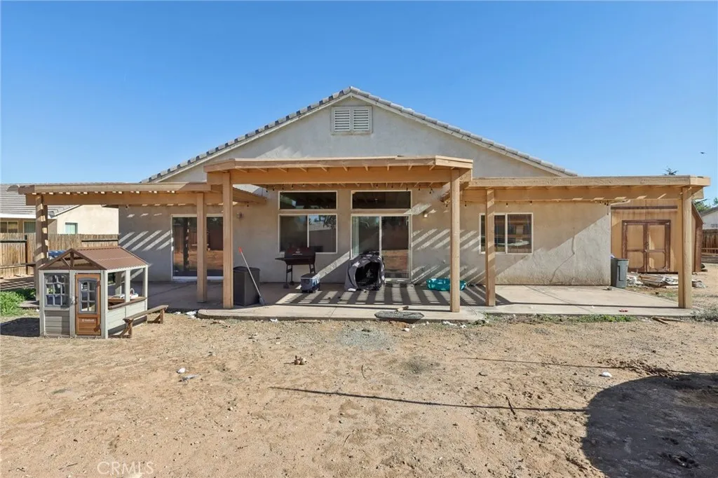 13322 Chenin Blanc Court, Apple Valley, California 92308 home-pic-36