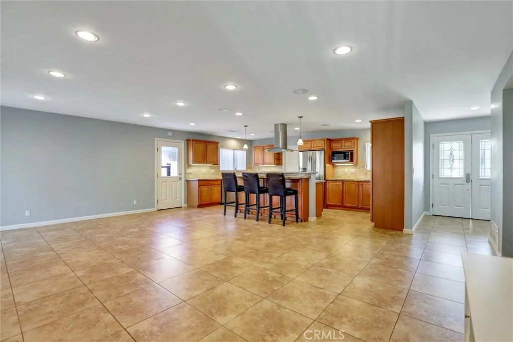 23341 La Vaca, Lake Forest, California 92630 home-pic-1