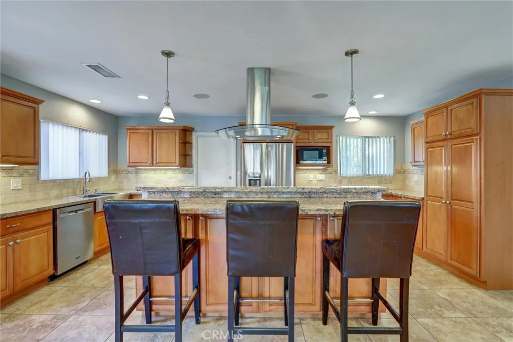 23341 La Vaca, Lake Forest, California 92630 home-pic-2