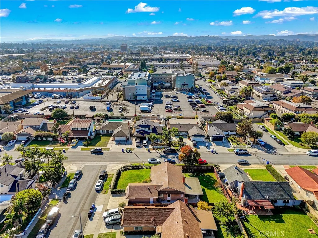 23341 La Vaca, Lake Forest, California 92630 home-pic-37