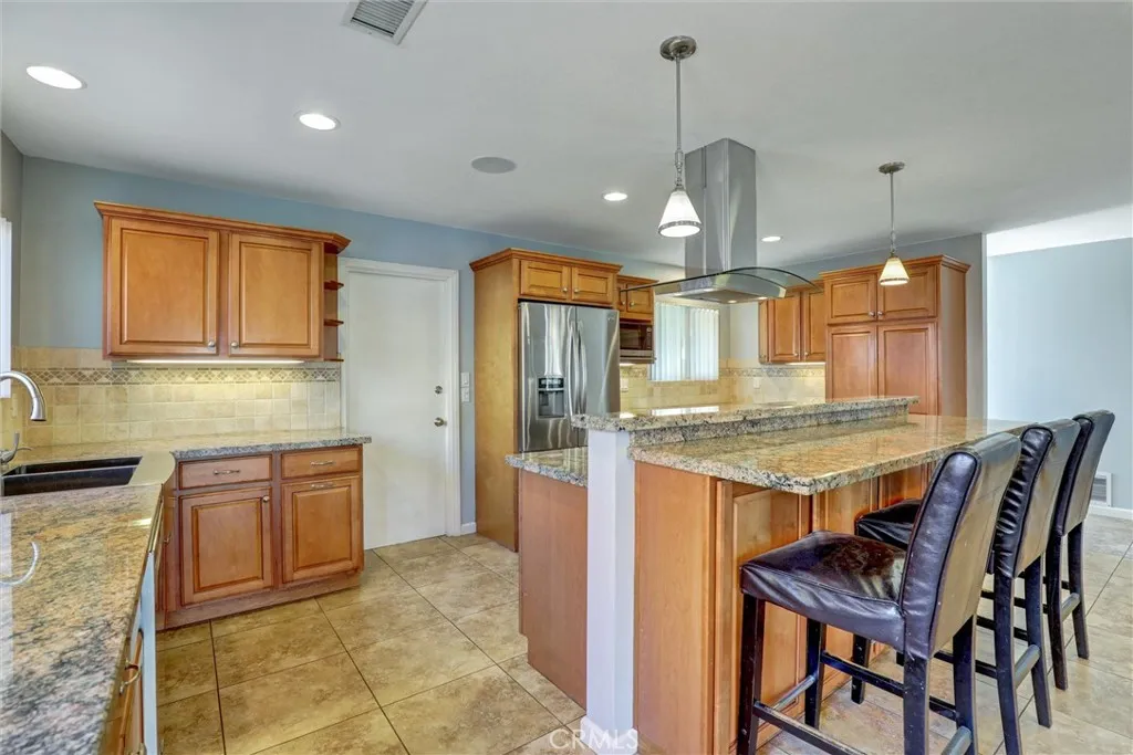 23341 La Vaca, Lake Forest, California 92630 home-pic-3