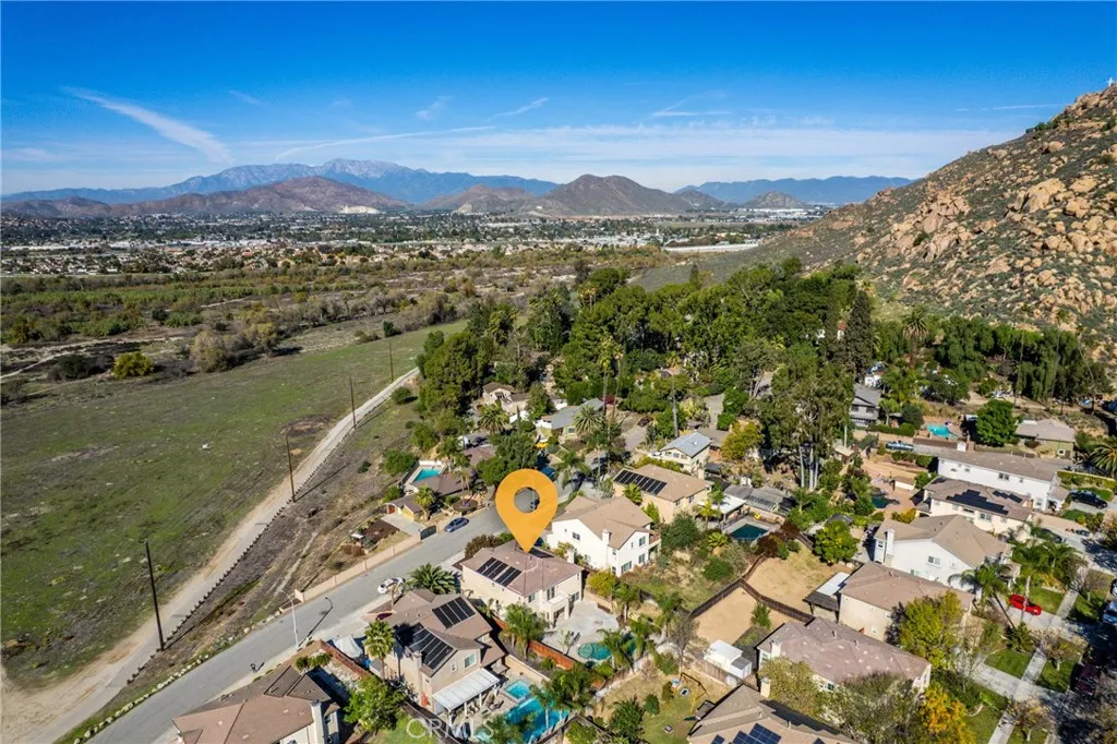 4816 Gregory, Riverside, California 92501 home-pic-49