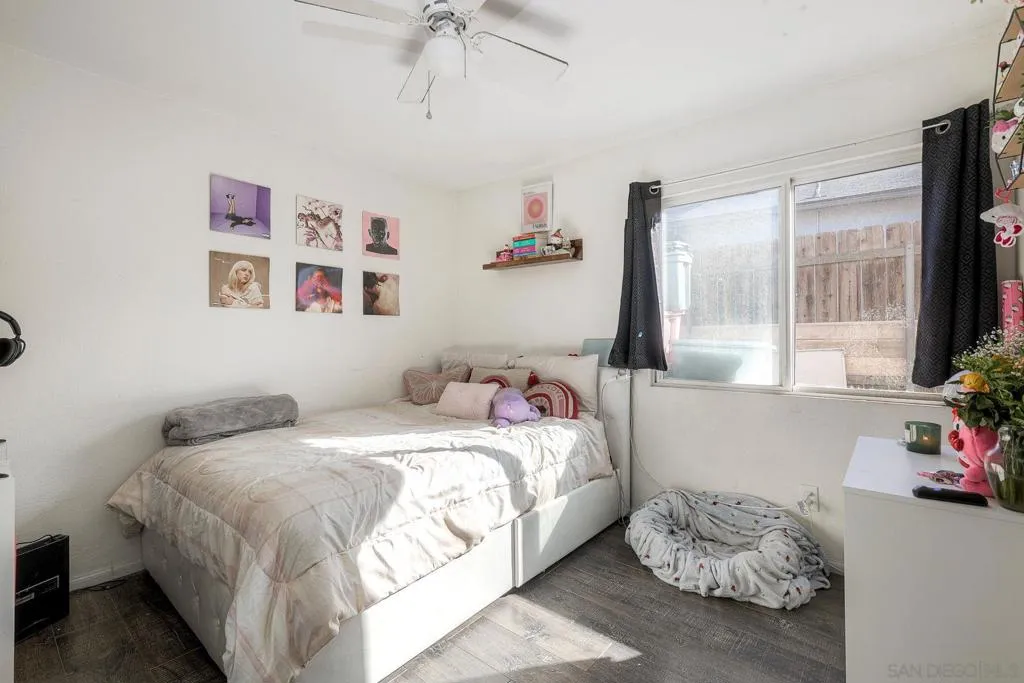 1302 Valencia, Chula Vista, California 91910 home-pic-24