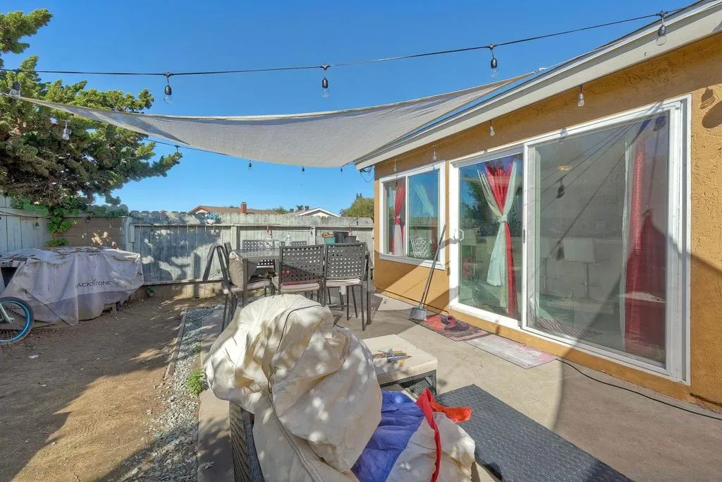 1302 Valencia, Chula Vista, California 91910 home-pic-26