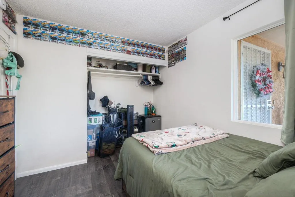 1302 Valencia, Chula Vista, California 91910 home-pic-23