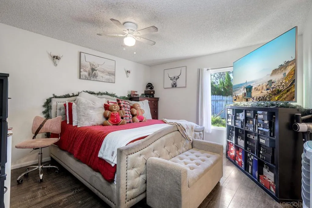 1302 Valencia, Chula Vista, California 91910 home-pic-14