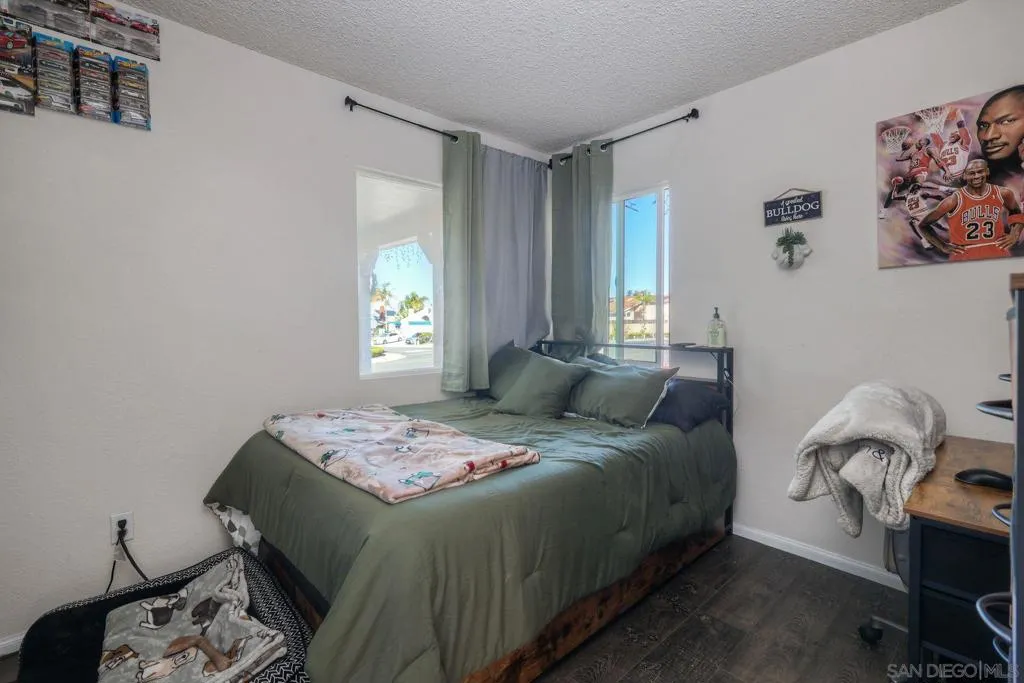 1302 Valencia, Chula Vista, California 91910 home-pic-21