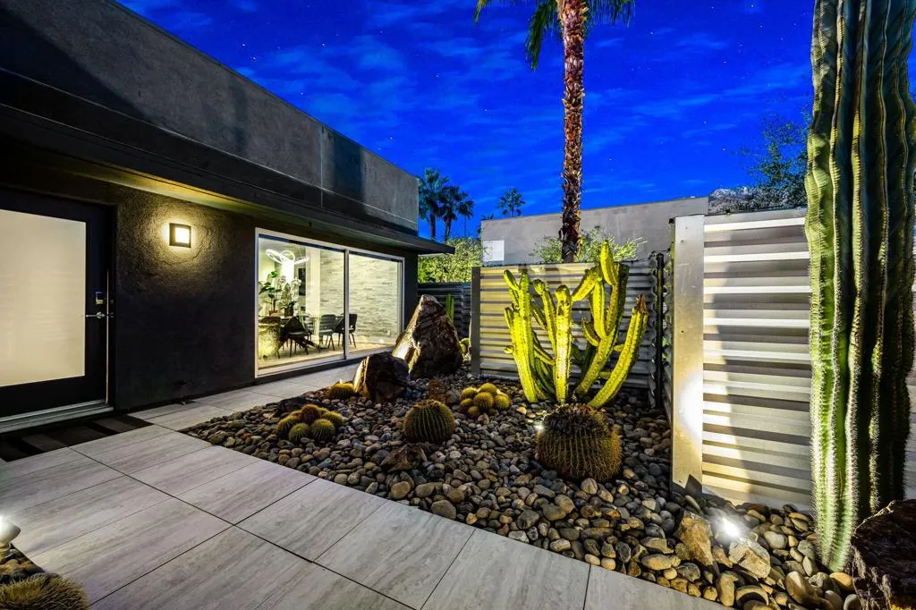1047 Hunter Drive, Palm Springs, California 92262 home-pic-56