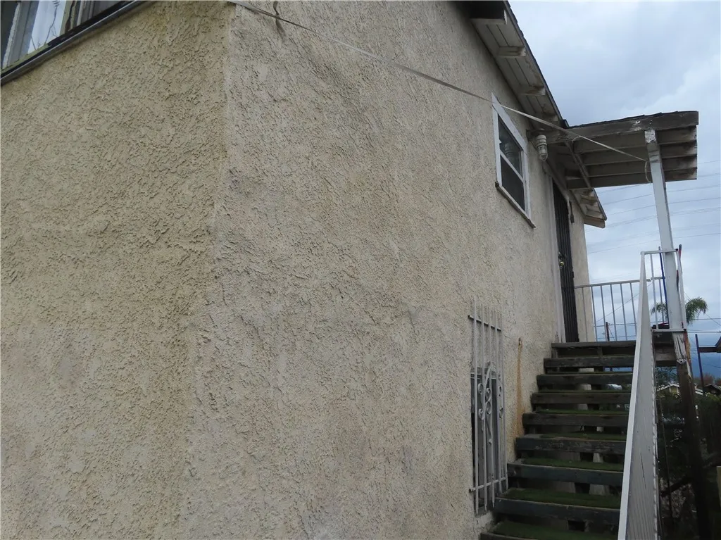 1129 W Rialto, San Bernardino, California 92410 home-pic-8