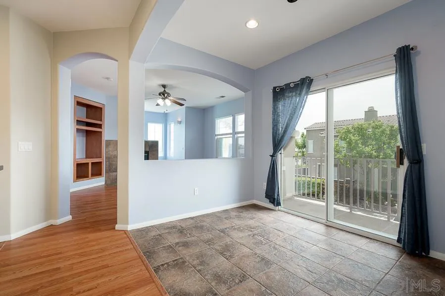 1425 Caminito Borrego 6, Chula Vista, California 91913 home-pic-5