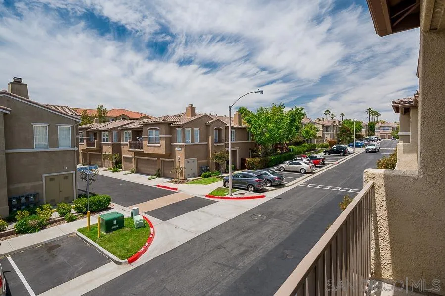 1425 Caminito Borrego 6, Chula Vista, California 91913 home-pic-24