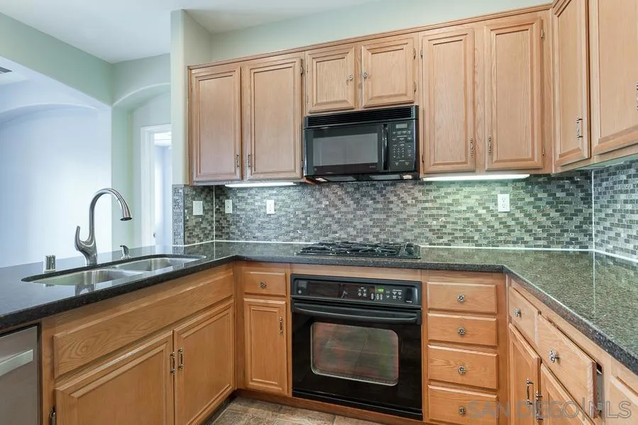 1425 Caminito Borrego 6, Chula Vista, California 91913 home-pic-13