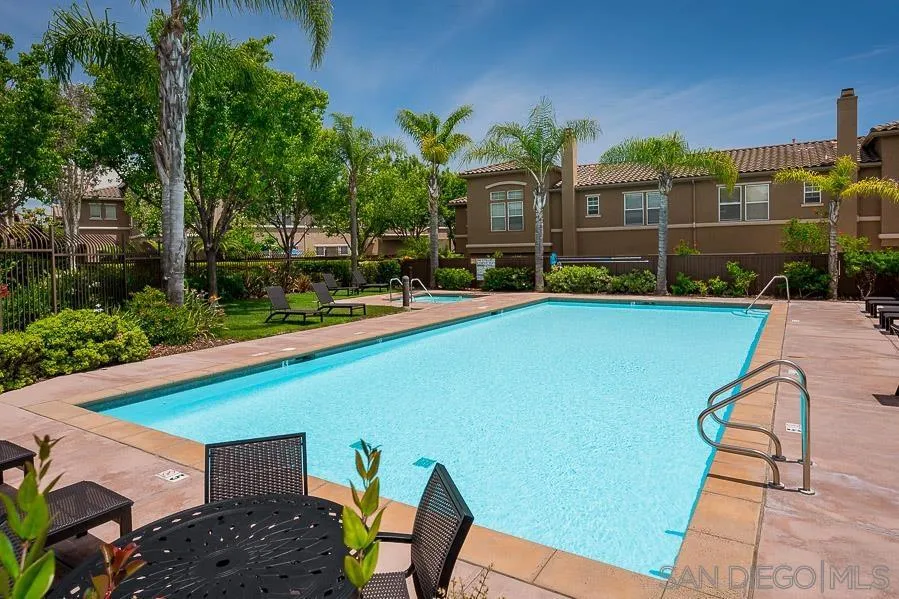 1425 Caminito Borrego 6, Chula Vista, California 91913 home-pic-28