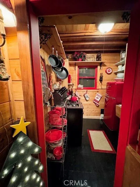 529 West Victoria Court, Lake Arrowhead, California 92352 home-pic-27