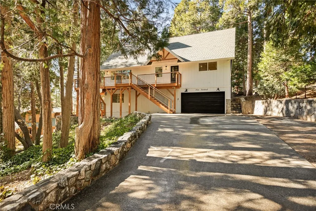 300 Pioneer, Lake Arrowhead, California 92352 home-pic-7