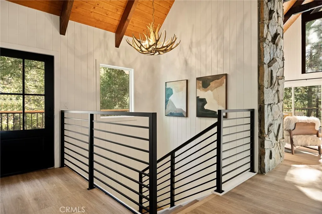 300 Pioneer, Lake Arrowhead, California 92352 home-pic-9