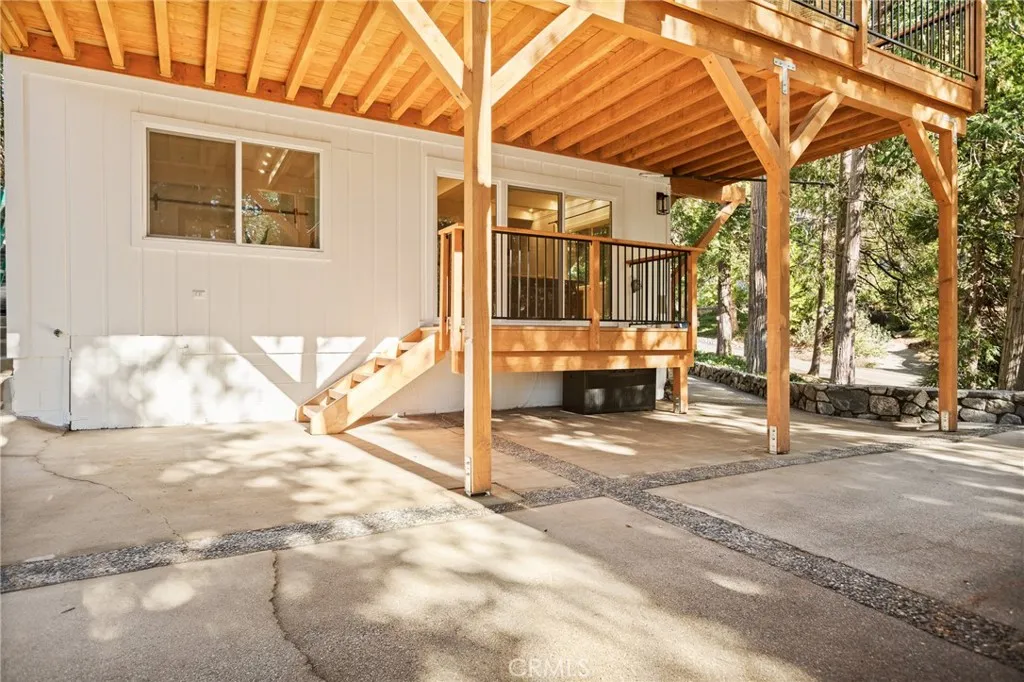 300 Pioneer, Lake Arrowhead, California 92352 home-pic-46