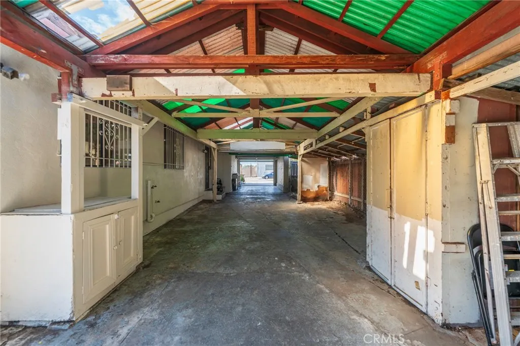 13022 S Budlong Avenue, Gardena, California 90247 home-pic-37