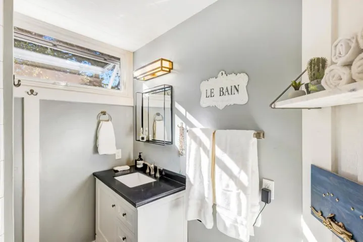 1171 Presidio Boulevard, Pacific Grove, California 93950
