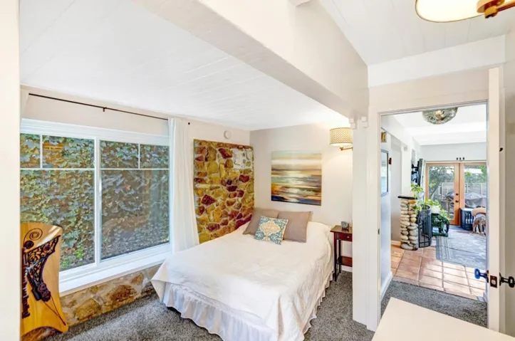 1171 Presidio Boulevard, Pacific Grove, California 93950