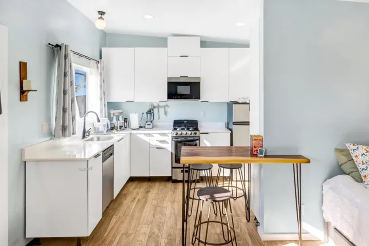1171 Presidio Boulevard, Pacific Grove, California 93950