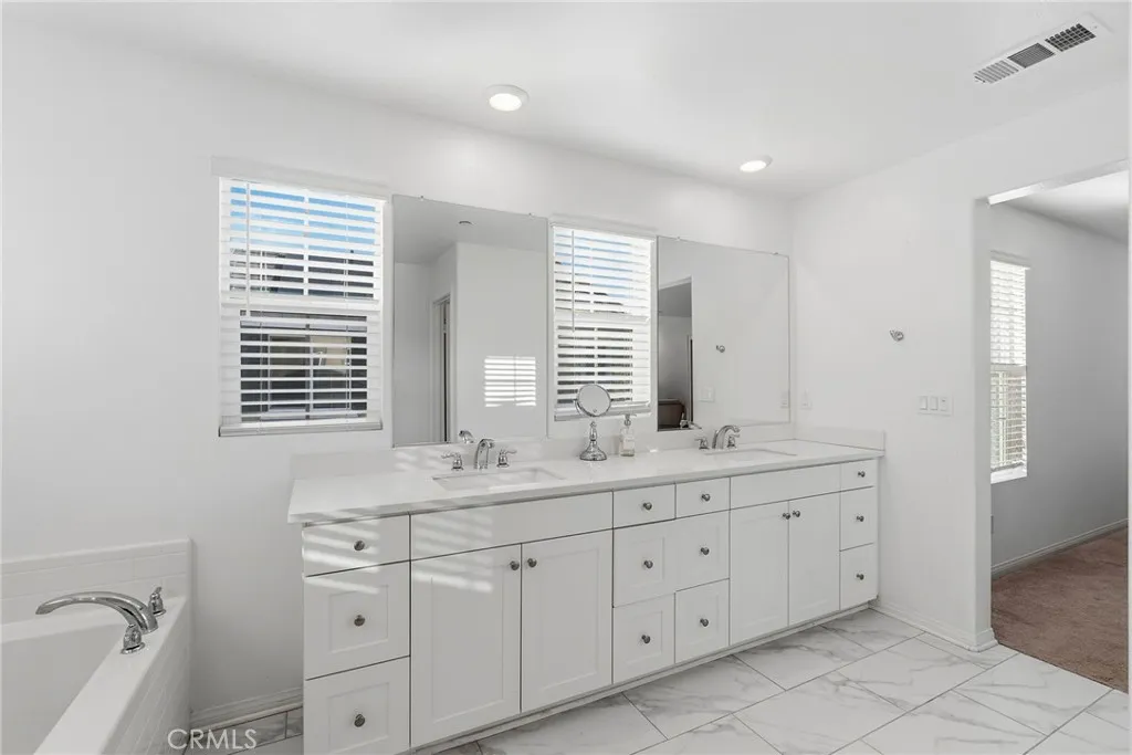 15185 Ridge, Fontana, California 92336 home-pic-13