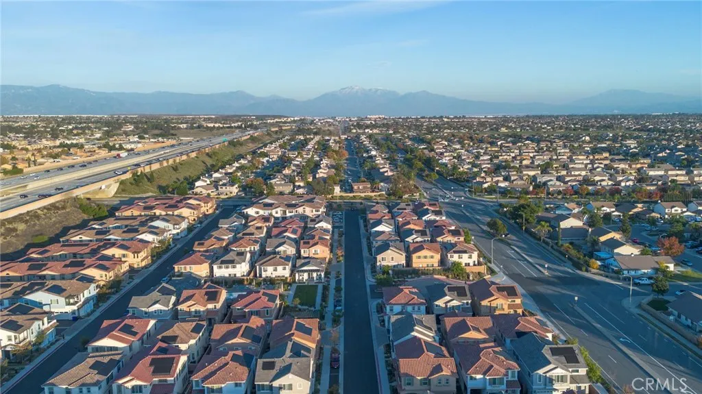 15185 Ridge, Fontana, California 92336 home-pic-33