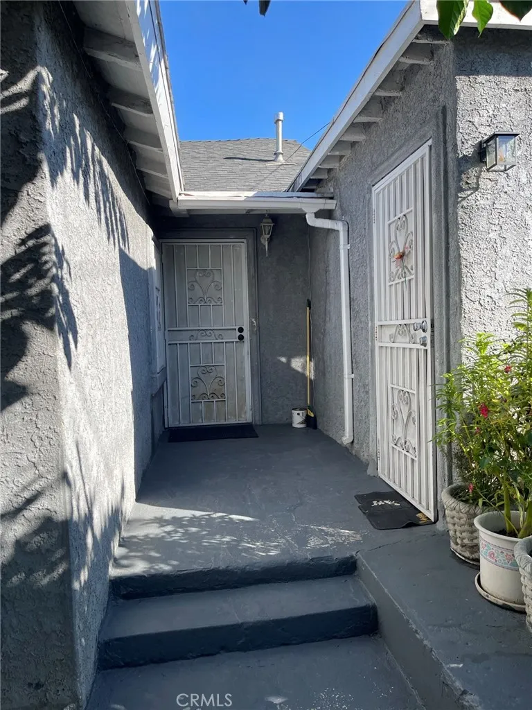 9536 Compton, Los Angeles, California 90002 home-pic-0
