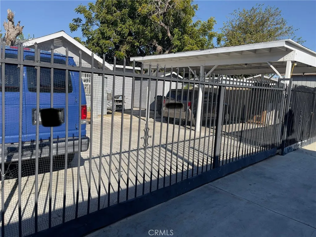 9536 Compton, Los Angeles, California 90002 home-pic-1