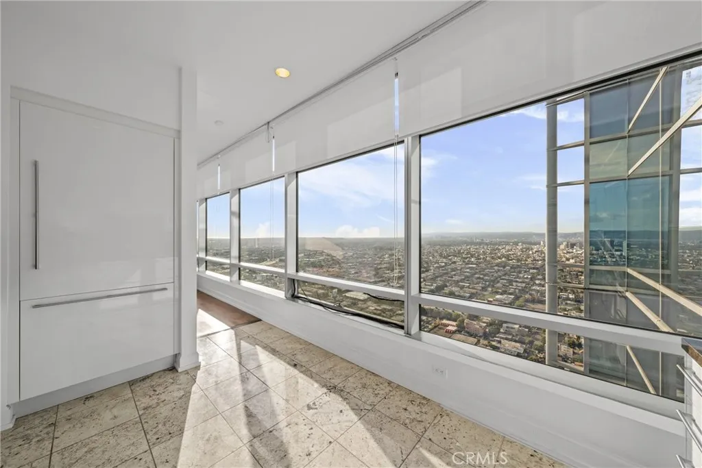 900 W Olympic Boulevard 46b, Los Angeles, California 90015 home-pic-14