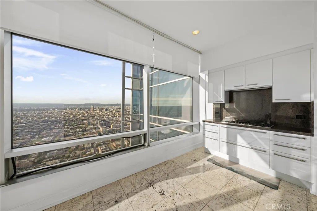 900 W Olympic Boulevard 46b, Los Angeles, California 90015 home-pic-15