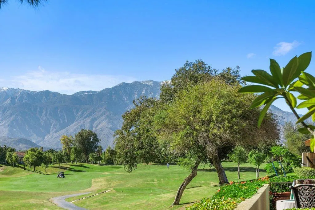 51 Pebble Beach Drive, Rancho Mirage, California 92270 home-pic-37