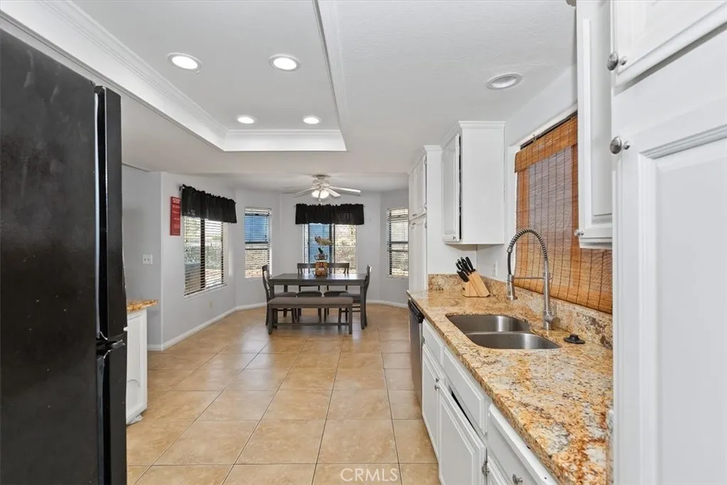 26572 Mainsail, Helendale, California 92342 home-pic-11