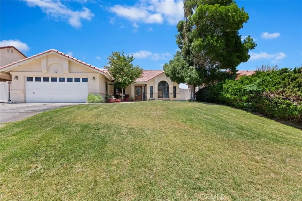 26572 Mainsail, Helendale, California 92342 home-pic-2