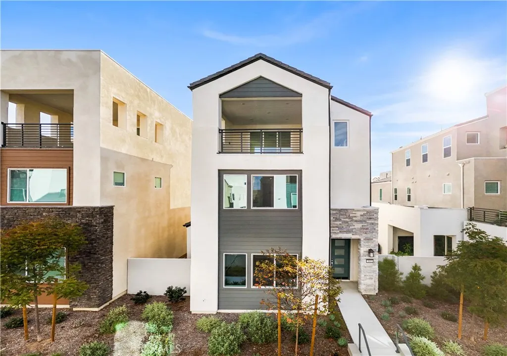 165 Sawbuck, Irvine, California 92618 home-pic-0