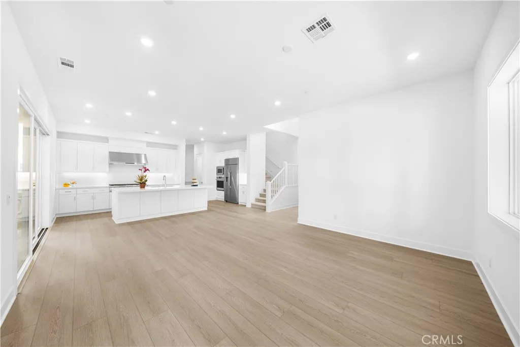 165 Sawbuck, Irvine, California 92618 home-pic-7