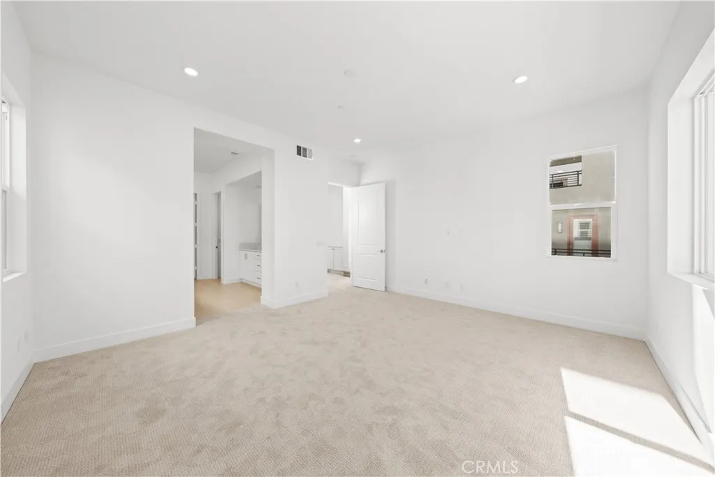 165 Sawbuck, Irvine, California 92618 home-pic-25