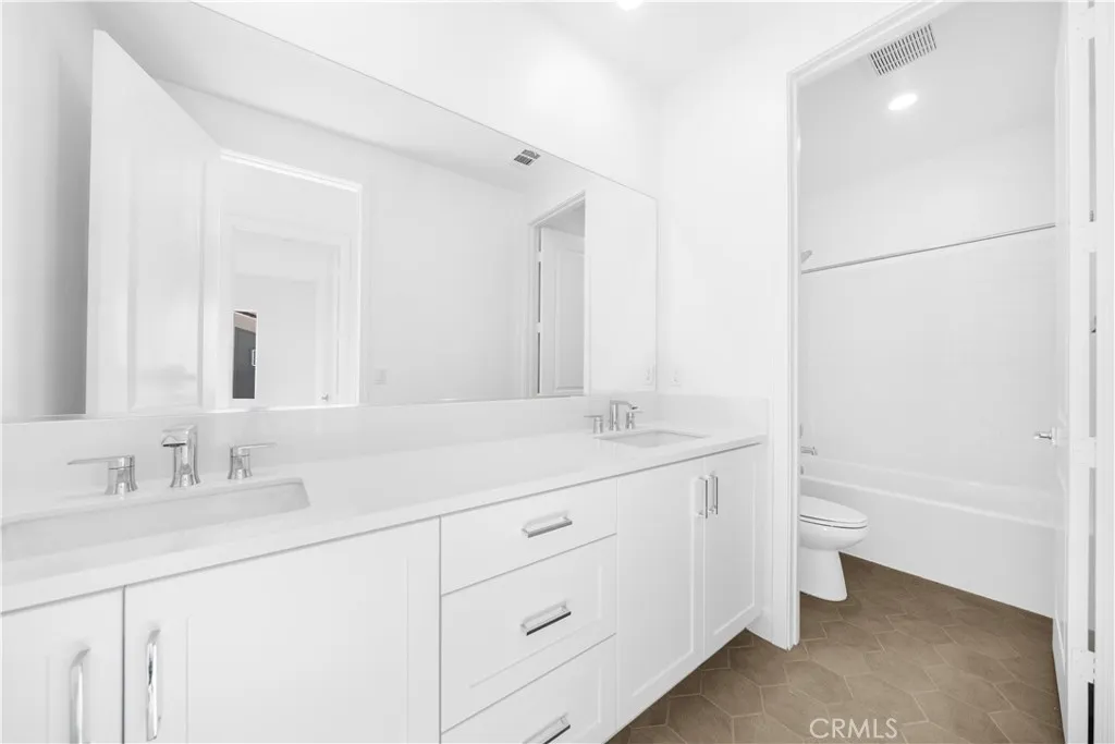 165 Sawbuck, Irvine, California 92618 home-pic-17