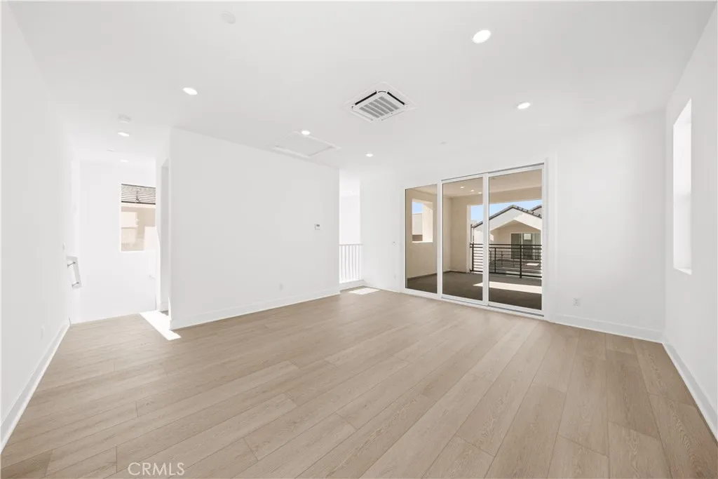 165 Sawbuck, Irvine, California 92618 home-pic-35
