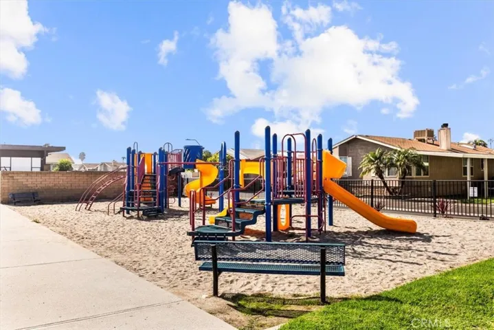 Community open area showcasing neighborhood amenities