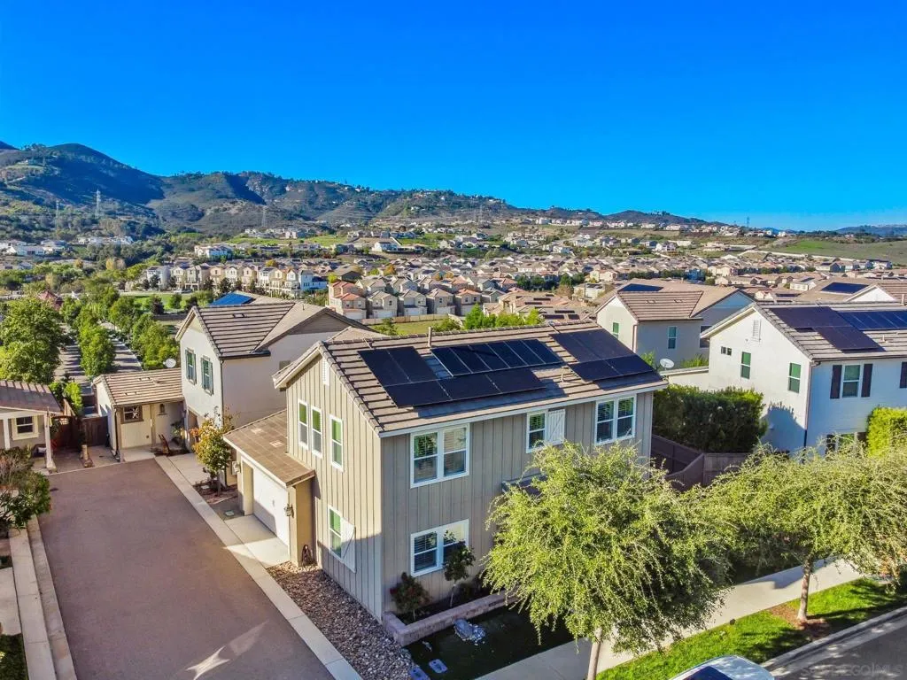 2769 Overlook Point Dr, Escondido, California 92029 home-pic-35