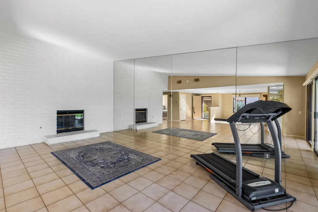 110 Conejo Circle, Palm Desert, California 92260 home-pic-13