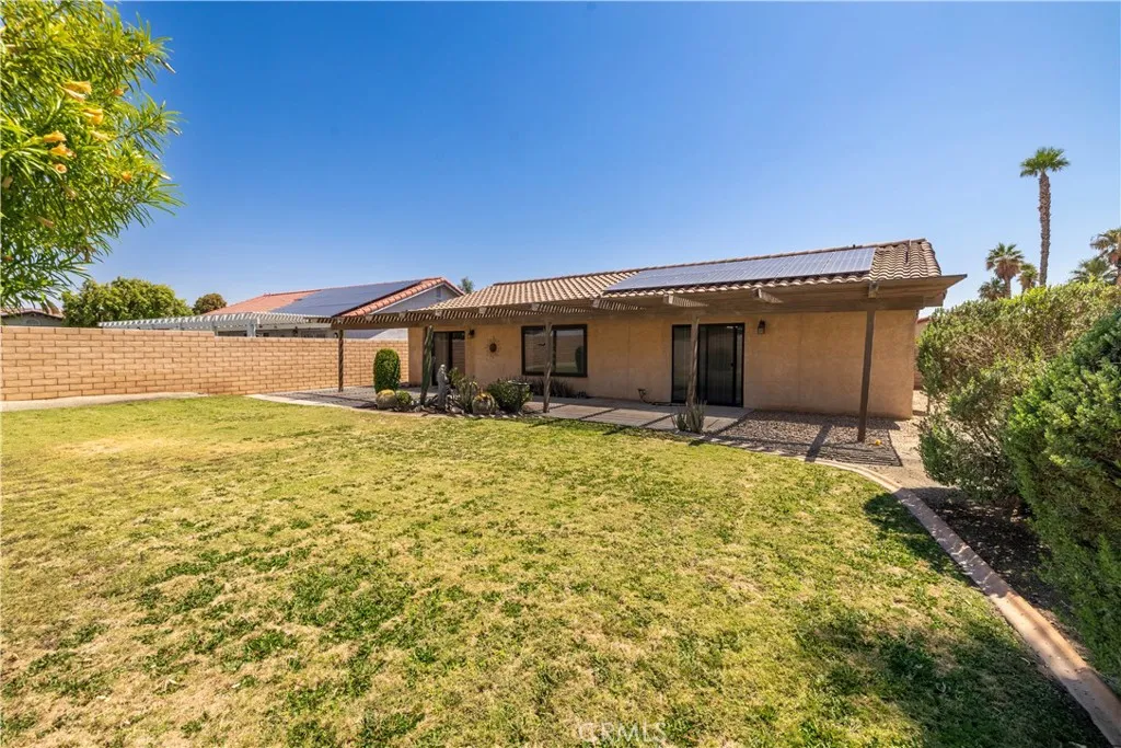 27133 Shadowcrest, Cathedral City, California 92234 home-pic-22